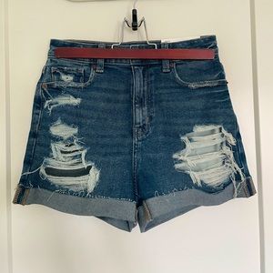 American Eagle Mom Short